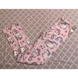 ⭐️FREE GIFT⭐️ Unicorn Leggings 🦄🦄🦄